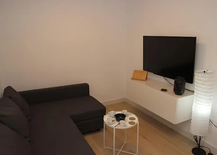 Triana Fabie Apartment *